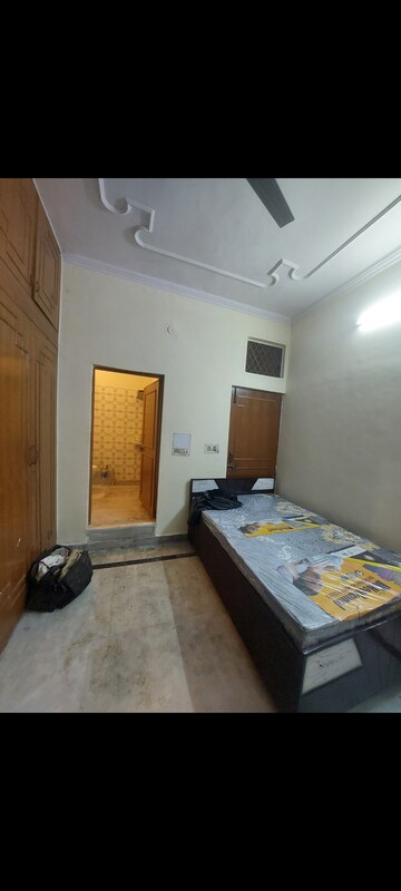 Room in 1 BHK Apartment at Aadharshila Apartment, Sarita Vihar – for Rent