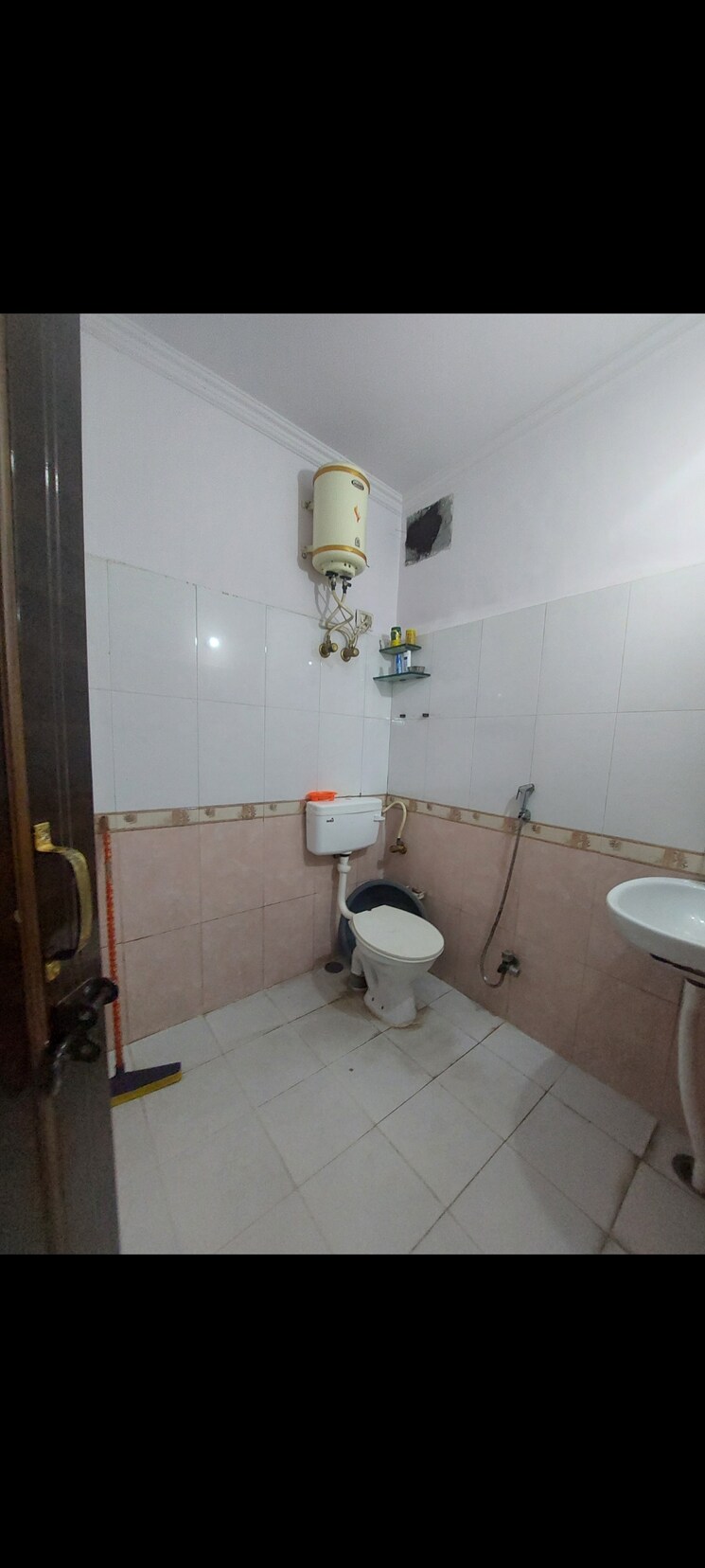 Bathroom, aadharshila-apartment 1 Bedroom 500 Sq.Ft. Apartment In Sarita Vihar Delhi 8442989