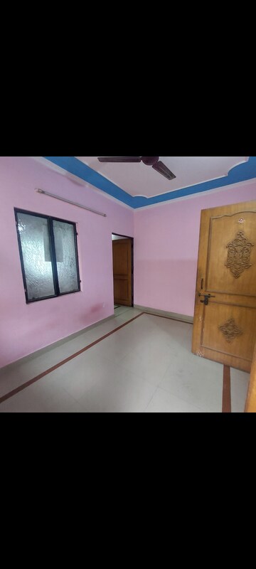 Room in 1 BHK Apartment at Aadharshila Apartment, Sarita Vihar – for Rent
