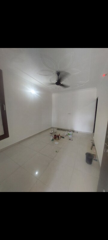 Room in 1 BHK Apartment at Aadharshila Apartment, Sarita Vihar – for Rent