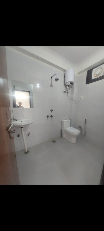 Bathroom in 1 BHK Apartment at Aadharshila Apartment, Sarita Vihar – for Rent