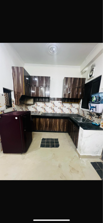 Kitchen in 1 RK Builder Floor at DLF Pink Town House, Dlf City Phase 3 – for Rent
