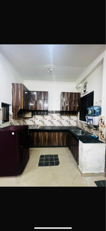 Kitchen in 1 RK Builder Floor at DLF Pink Town House, Dlf City Phase 3 – for Rent