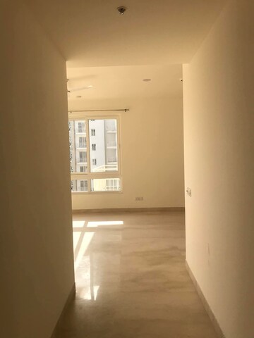 Room in 3 BHK Apartment at Puri Emerald Bay, Sector 104 – for Rent