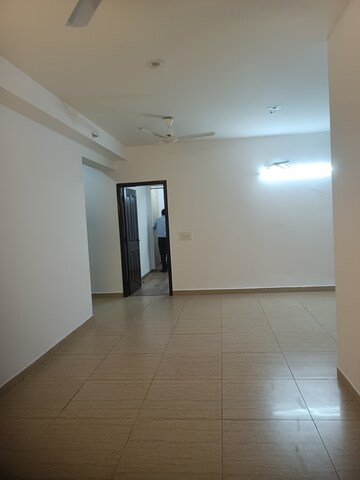 Room in 3.5 BHK Apartment at The 3C Lotus Panache, Sector 110 – for Rent