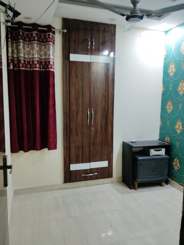 Living Room in 2.5 BHK Builder Floor at Nawada – for Rent