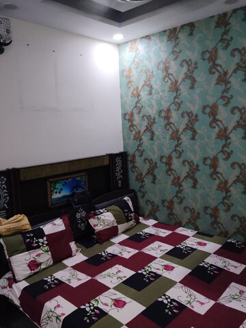 Bedroom in 2.5 BHK Builder Floor at Nawada – for Rent