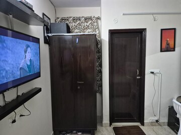 Furnished Amenities in 3 BHK Builder Floor at Uttam Nagar West – for Rent