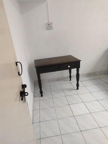  1 BHK Apartment at Koregaon Park CHS, Koregaon Park – for Rent