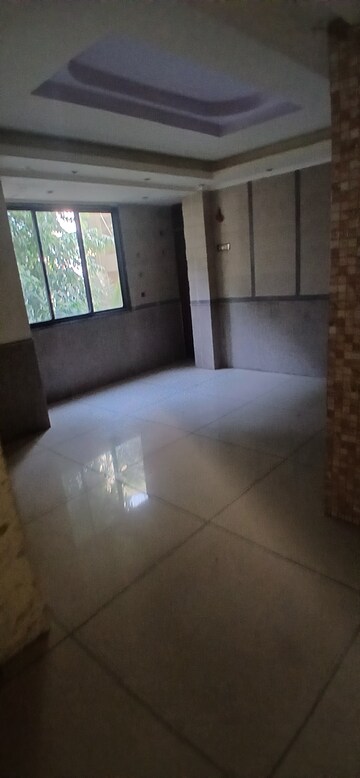 Furnished Amenities in  Showroom at Rajshree Flora, Chembur – for Rent