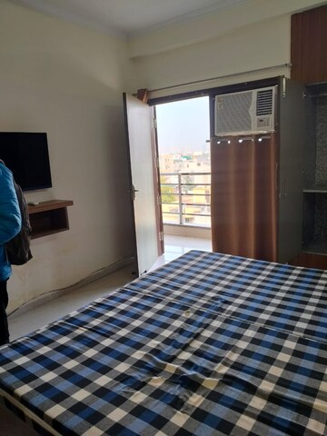Bedroom in 1 BHK Builder Floor at RWA Residential Society, Sector 40 – for Rent