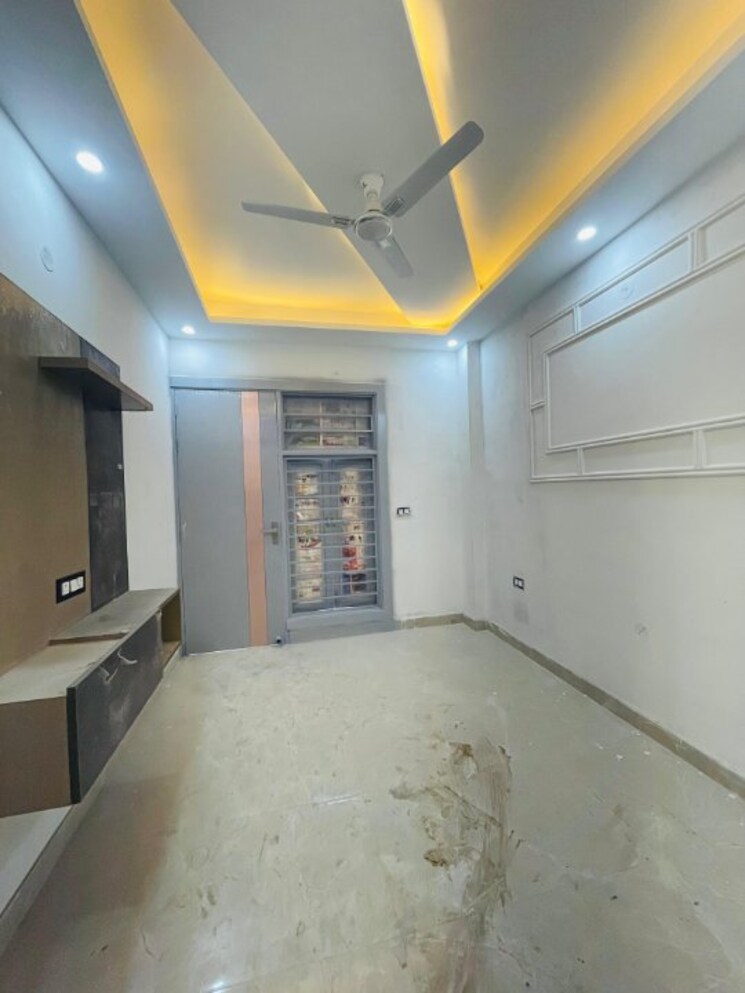 Bedroom, dwarka mor 3 Bedroom 900 Sq.Ft. Apartment In Dwarka Mor Delhi 8443223