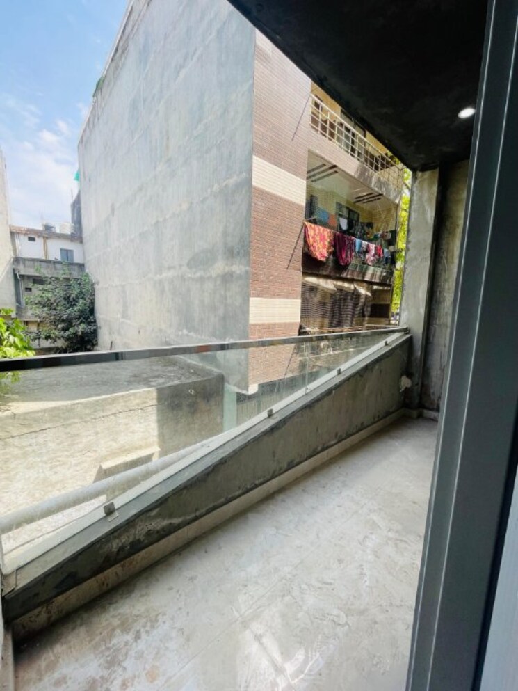 Balcony, dwarka mor 3 Bedroom 900 Sq.Ft. Apartment In Dwarka Mor Delhi 8443223