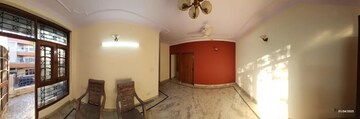 Room in 2 BHK Builder Floor at RWA Apartments Sector 50, Sector 50 – for Rent