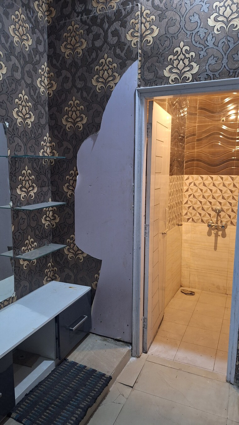 Master Bedroom, sunny enclave 3 Bedroom 200 Sq.Yd. Builder Floor In Sunny Enclave Mohali 8443248