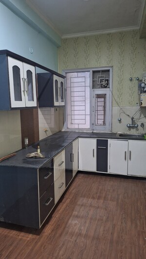 3 BHK Builder Floor For Sale in Sunny Enclave