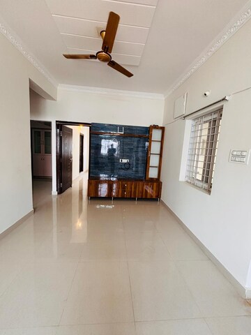 Room in 2 BHK Apartment at Raghavendra Arcade, Kondapur – for Rent