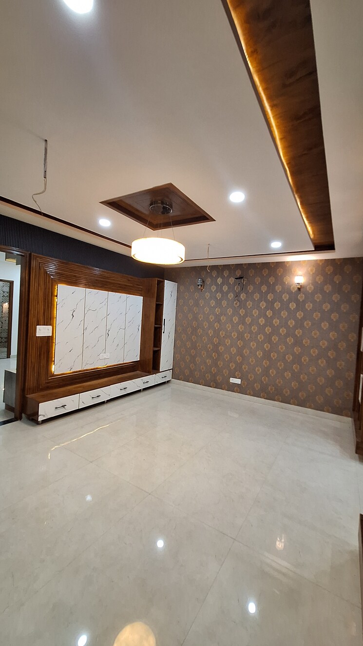 undefined, sunny enclave 4 Bedroom 200 Sq.Ft. Independent House In Sunny Enclave Mohali 8443264