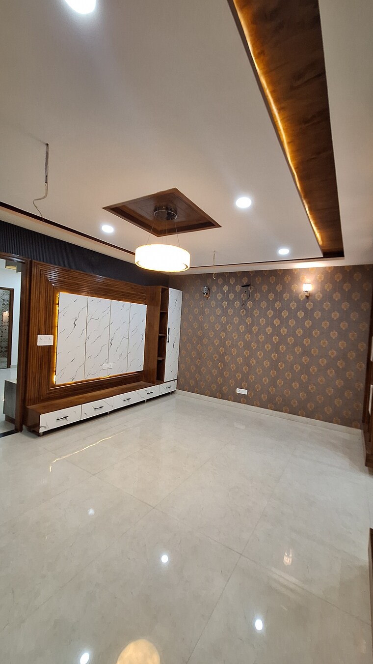 undefined, sunny enclave 4 Bedroom 200 Sq.Ft. Independent House In Sunny Enclave Mohali 8443264