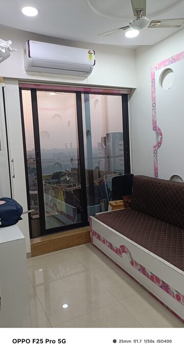  2 BHK Apartment at Lotus Sky Garden, Malad West – for Sale