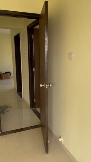 Room in 2 BHK Apartment at Lotus Sky Garden, Malad West – for Sale