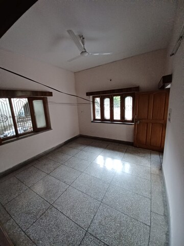 2 BHK Builder Floor For Rent in Gms Road