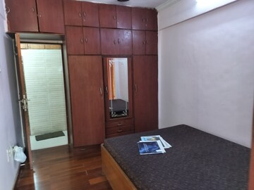 Room in 1 BHK Apartment at Sunrise Apartment Andheri, Andheri West – for Rent