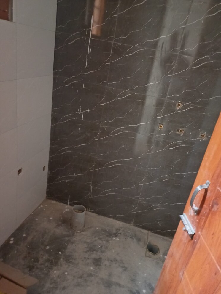 Bathroom, sector 127 3 Bedroom 90 Sq.Yd. Independent House In Sector 127 Mohali 8443467