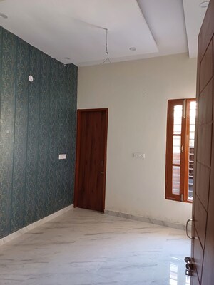 Room in 3 BHK Independent House at Sector 127 – for Sale