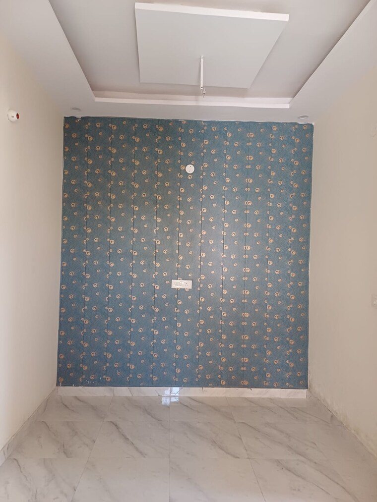 Room, sector 127 3 Bedroom 90 Sq.Yd. Independent House In Sector 127 Mohali 8443467