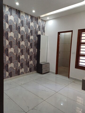 Bathroom in 3.5 BHK Independent House at Guru Teg Bahadur Nagar – for Sale