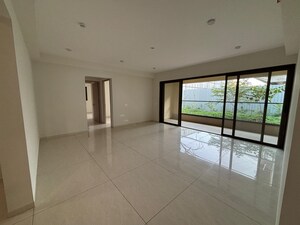 Room in 2.5 BHK Apartment at Magarpatta Nova Elegance, Mundhwa – for Sale