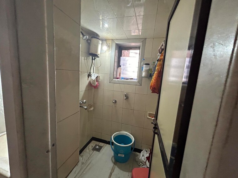Bathroom, nirmal-chs-dahisar 1 Bedroom 415 Sq.Ft. Apartment In Dahisar East Mumbai 8443524