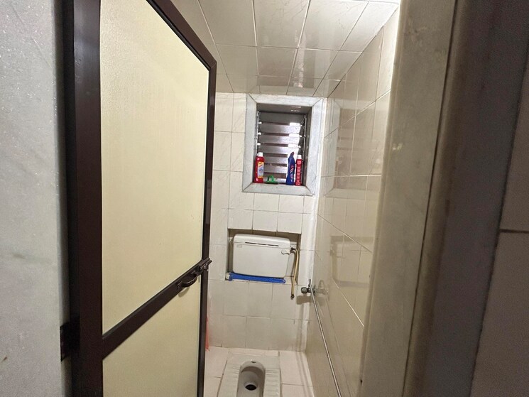 Bathroom, nirmal-chs-dahisar 1 Bedroom 415 Sq.Ft. Apartment In Dahisar East Mumbai 8443524