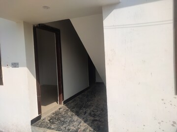 1.5 BHK Villa For Sale in Noida Central