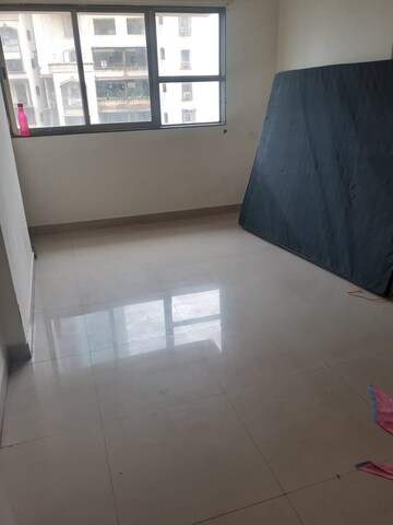 Room in 1 BHK Apartment at Priyadarshani CHS, Prabhadevi – for Rent
