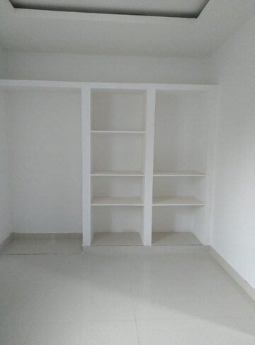 Room in 3 BHK Apartment at Yapral – for Sale