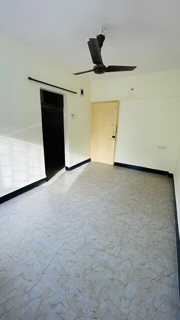 1 BHK Apartment For Rent in Vakola