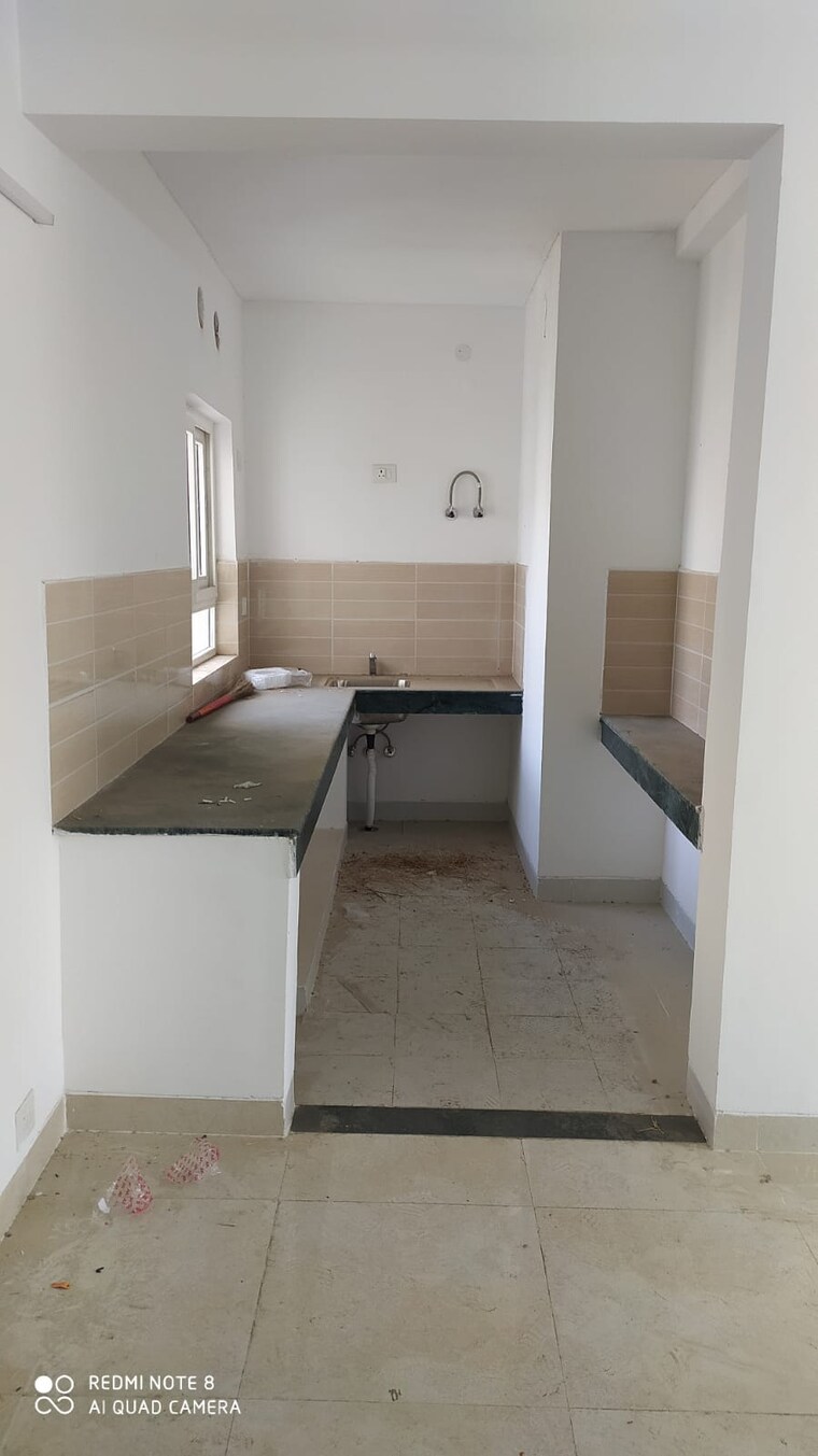 Bathroom, puri-aman-vilas 3 Bedroom 2700 Sq.Ft. Apartment In Sector 89 Faridabad 8443764