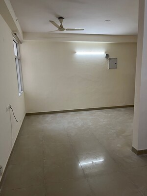 Room in 3 BHK Apartment at Indosam75, Sector 75 – for Sale