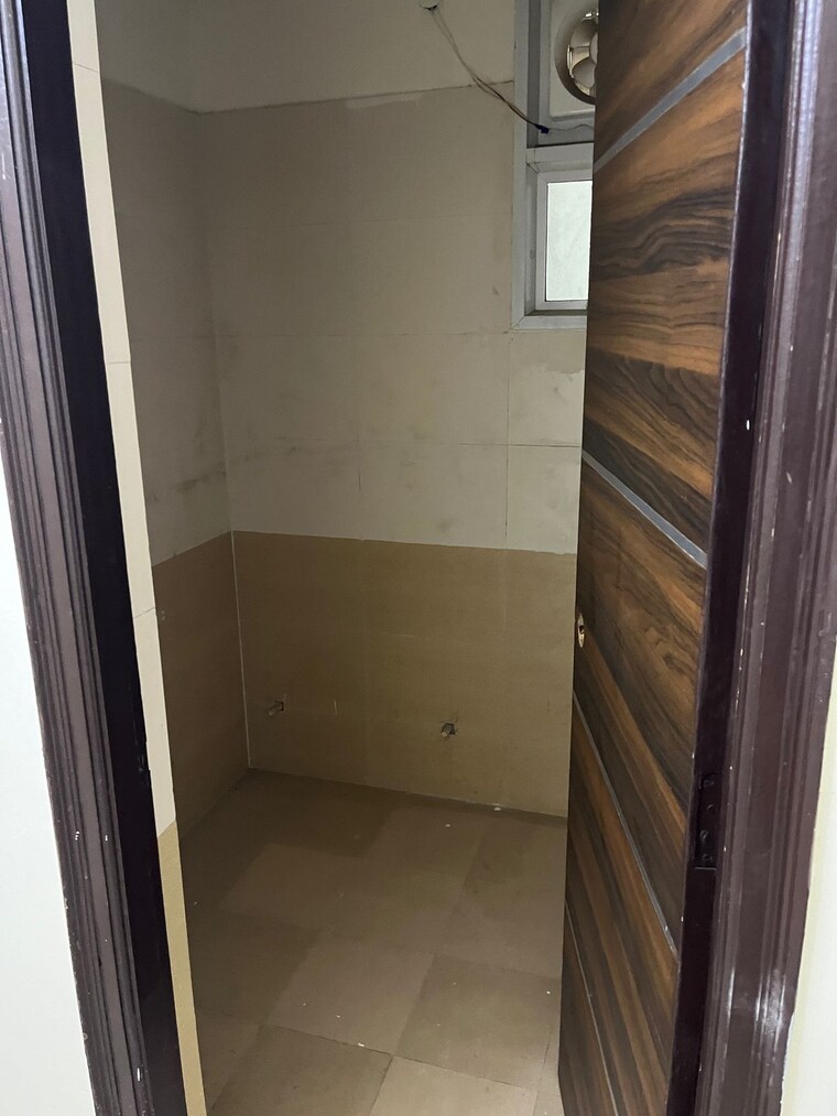 Balcony, indosam75 3 Bedroom 1749 Sq.Ft. Apartment In Sector 75 Noida 8443759