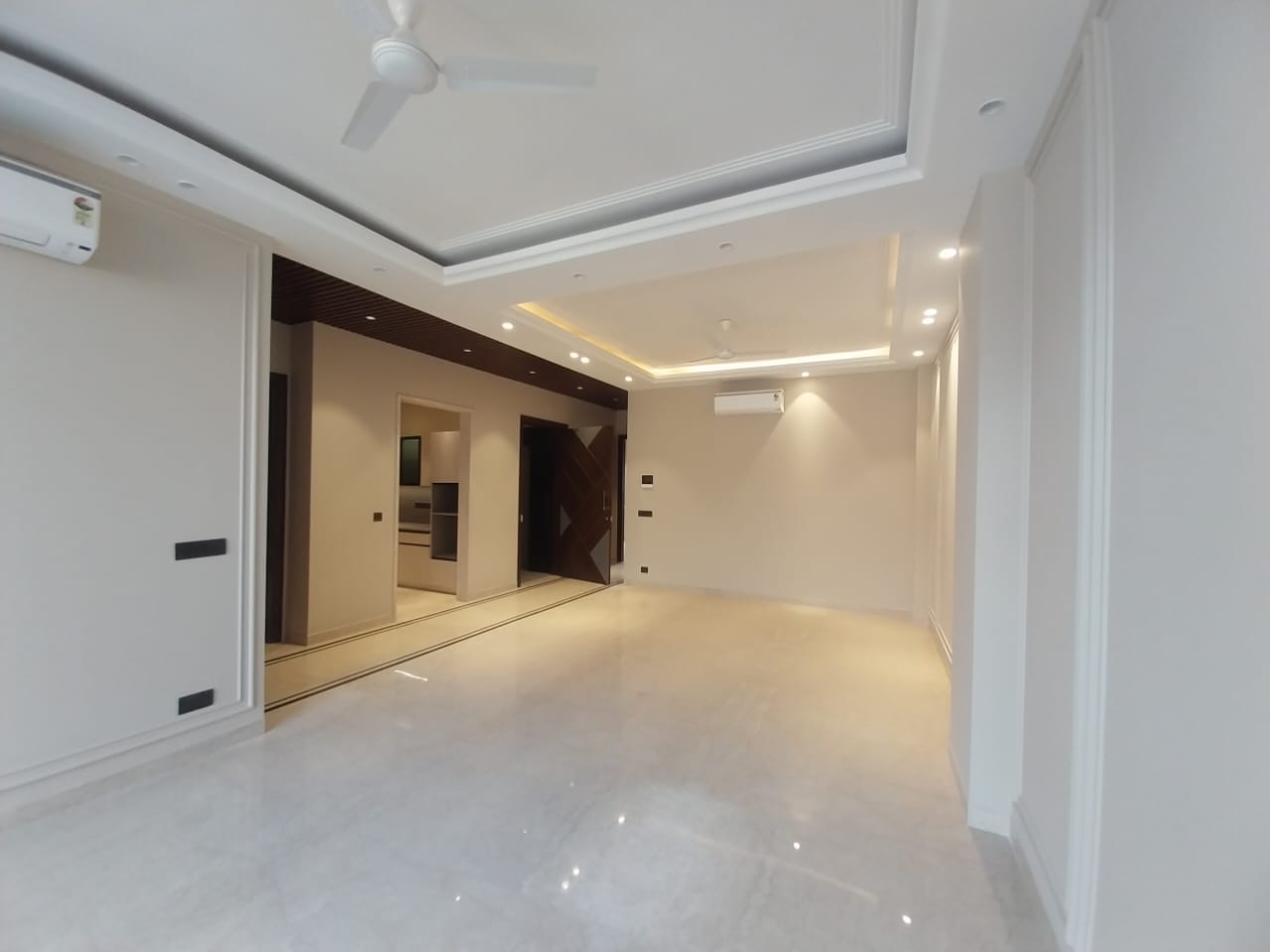 3 BHK Builder Floor For Sale in East Of Kailash 