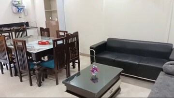 Furnished Amenities in 3 BHK Apartment at East Of Kailash – for Rent