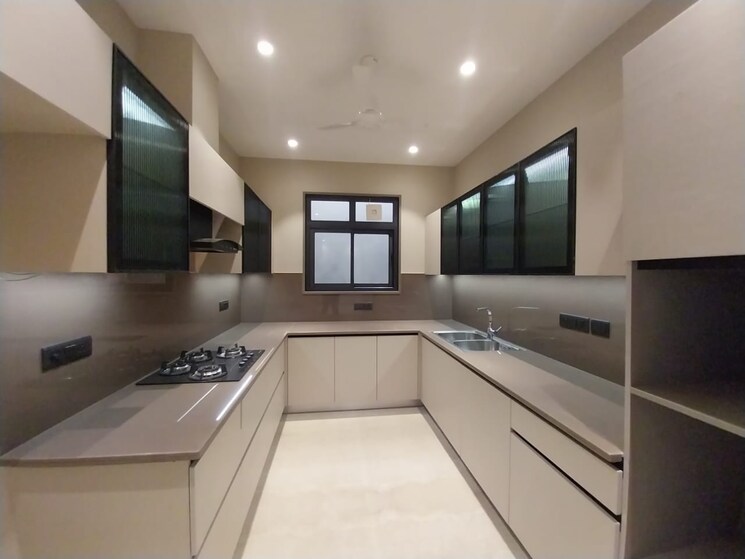 Kitchen, east of kailash 3 Bedroom 220 Sq.Yd. Builder Floor In East Of Kailash Delhi 8443804