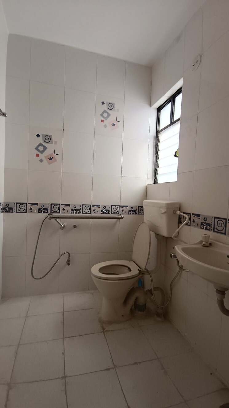Bathroom, ruturang-complex 2 Bedroom 1140 Sq.Ft. Builder Floor In Satara Road Pune 8443854