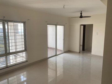 Room in 2 BHK Apartment at Nobles Palm One, Kondhwa – for Sale