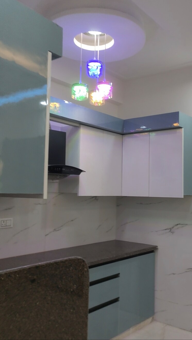 Kitchen, shantideep-extension-i 3 Bedroom 1518 Sq.Ft. Builder Floor In Gt Road Ghaziabad 8443954