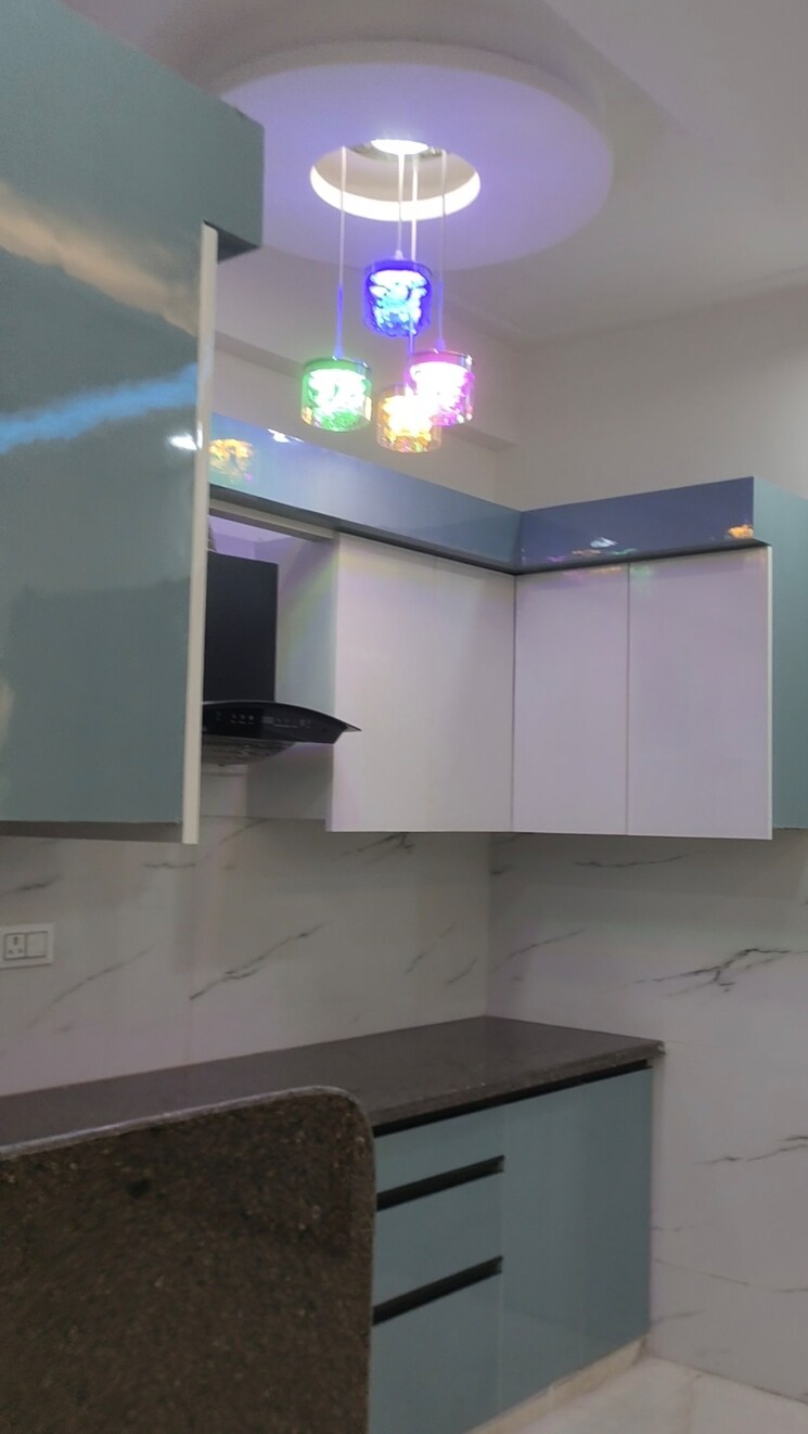 Kitchen, shantideep-extension-i 3 Bedroom 1518 Sq.Ft. Builder Floor In Gt Road Ghaziabad 8443954