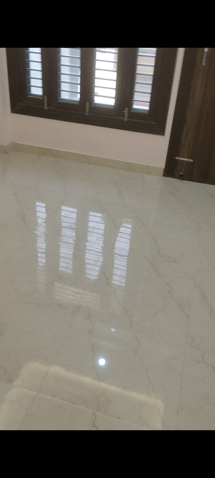 Room, shantideep-extension-i 3 Bedroom 1518 Sq.Ft. Builder Floor In Gt Road Ghaziabad 8443954