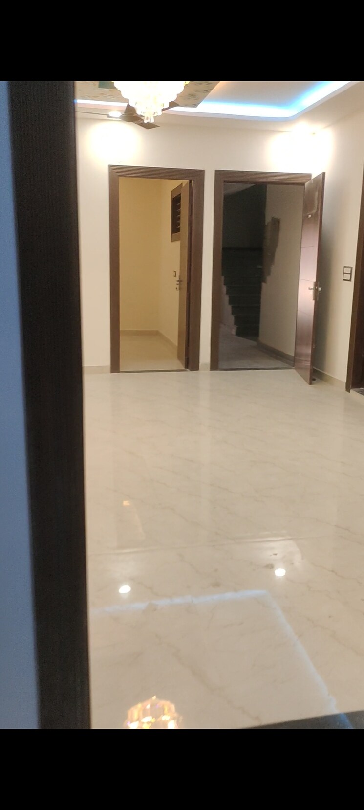 Room, shantideep-extension-i 3 Bedroom 1518 Sq.Ft. Builder Floor In Gt Road Ghaziabad 8443954